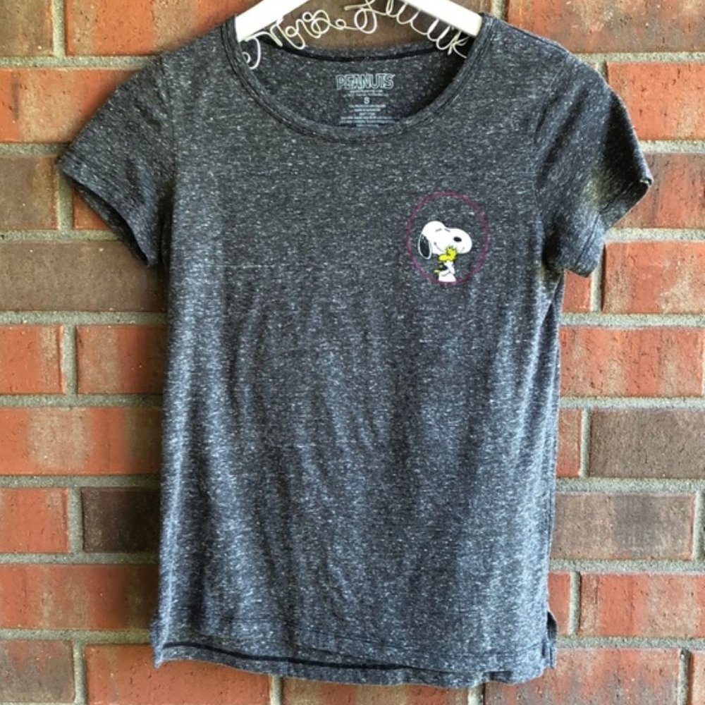 Peanuts Snoopy and Woodstock T-Shirt Small